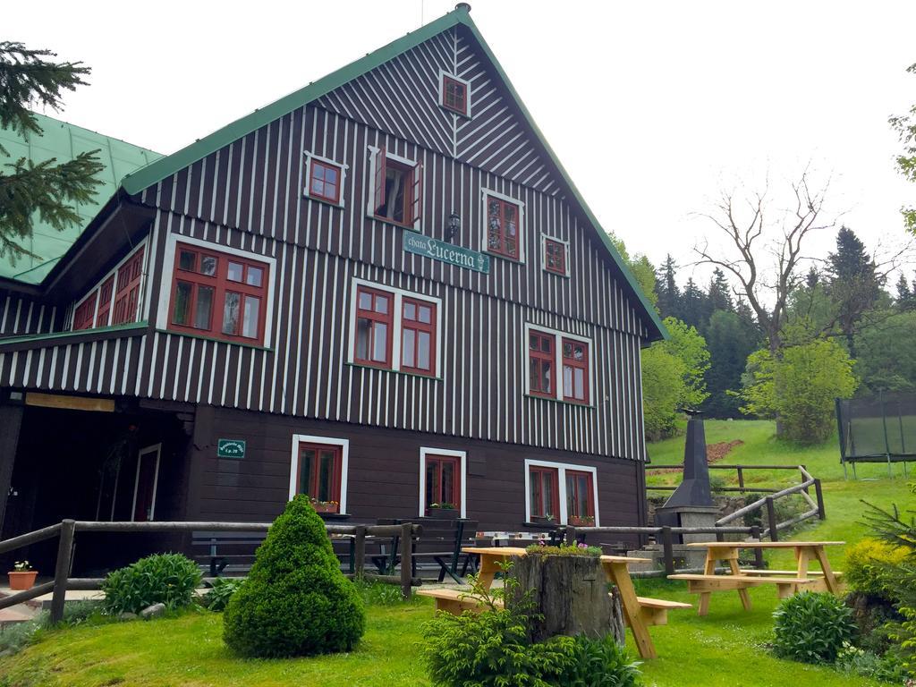 Špindlerŭv Mlýn Pension Lucerna מראה חיצוני תמונה